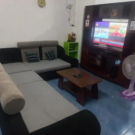 Cameron Homestay Betong คาเมร่อนโฮมสเตย์เบตง Ban Komo Sip Paet Exterior photo