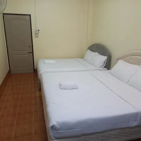 Cameron Homestay Betong คาเมร่อนโฮมสเตย์เบตง Ban Komo Sip Paet Exterior photo
