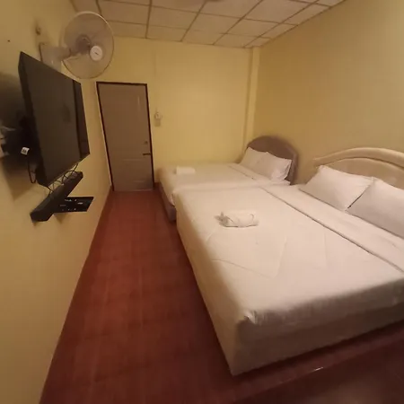 Cameron Homestay Betong คาเมร่อนโฮมสเตย์เบตง Ban Komo Sip Paet Exterior photo